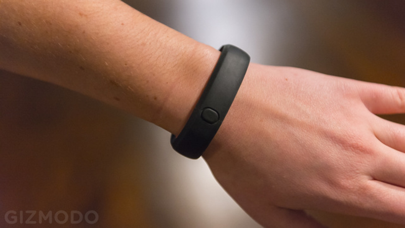 Illustration for article titled Nike FuelBand SE Review: More Style Than Smarts